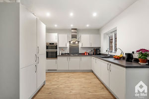 Photo 11- click for photo gallery